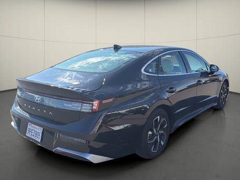 Used 2025 Hyundai Sonata SEL FWD image 7