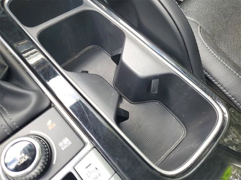 Certified 2022 Kia Telluride EX w/ EX Premium Package image 28