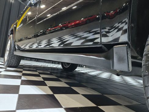 Used 2012 Chevrolet Avalanche LT w/ All-Star Edition image 28