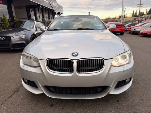 Used 2012 BMW 328i Convertible image 2