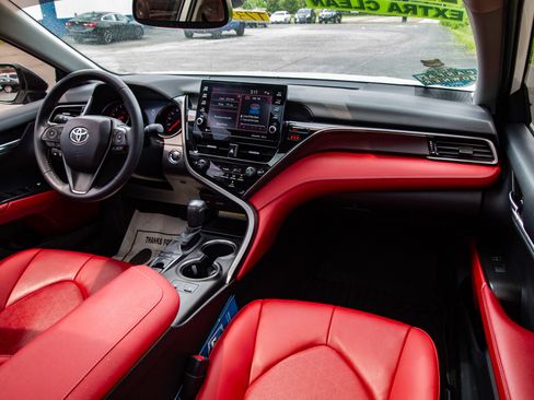 Used 2021 Toyota Camry XSE FWD image 23