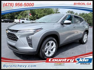 New 2026 Chevrolet Trax LS w/ LS Convenience Package FWD video 1