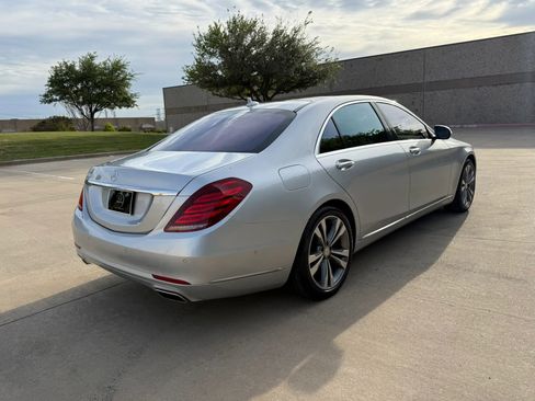 Used 2016 Mercedes-Benz S 550 Sedan image 5