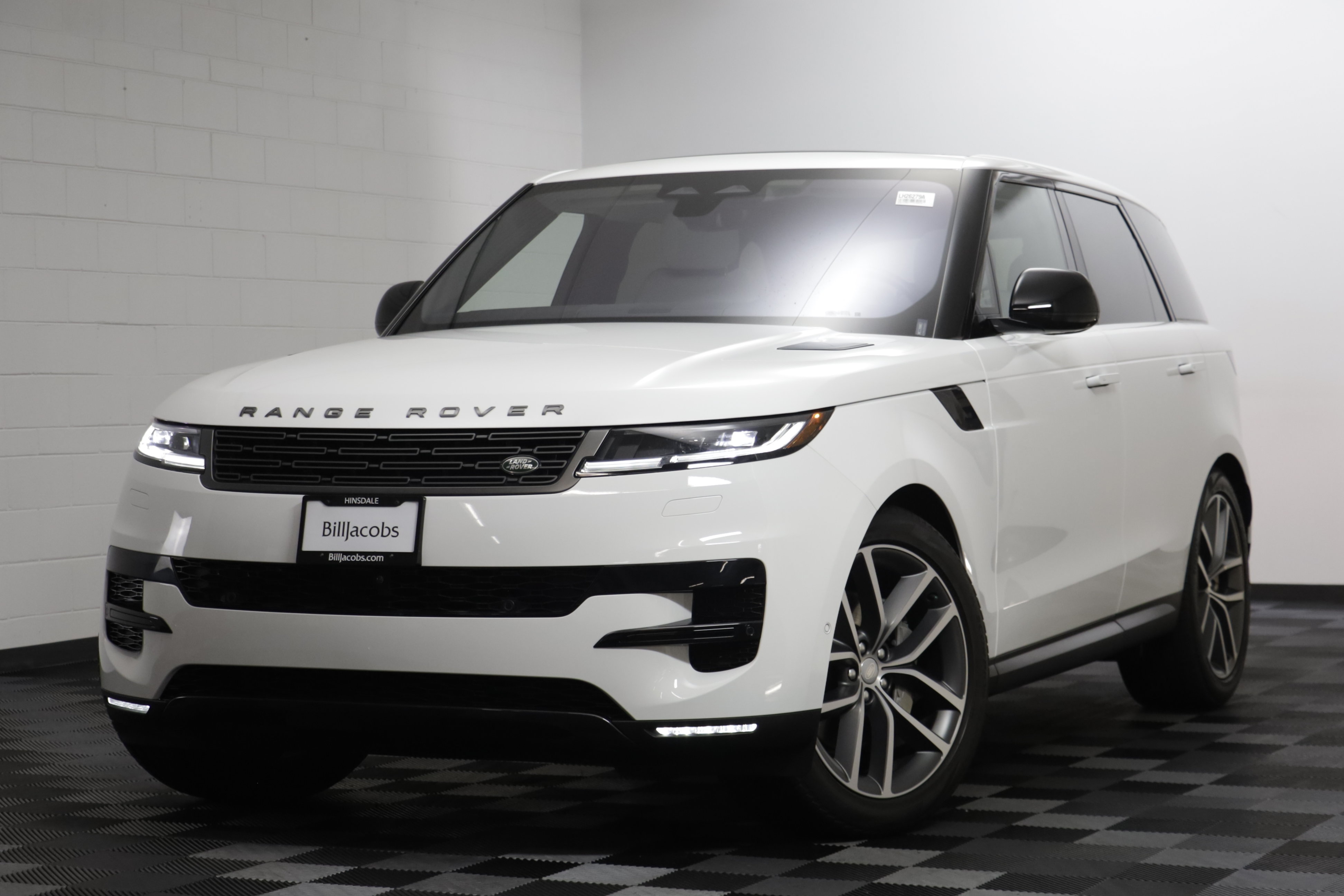 Used 2023 Land Rover Range Rover Sport SE AWD/4WD image 1