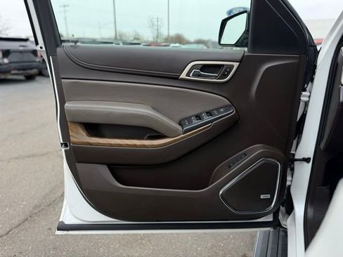 Used 2019 GMC Yukon XL Denali w/ Denali Ultimate Package image 16