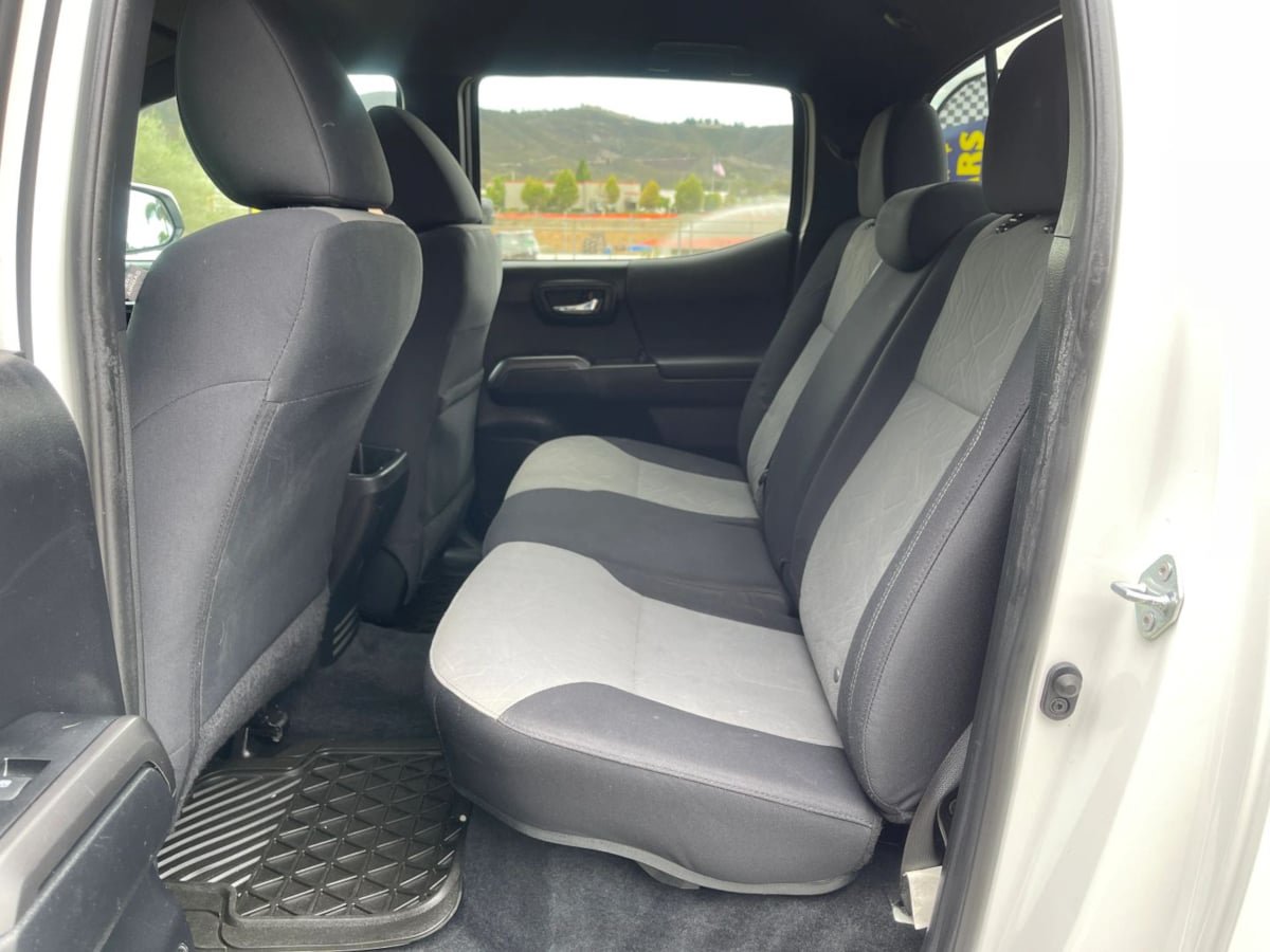 Used 2022 Toyota Tacoma TRD Off-Road RWD image 23