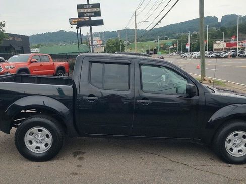 Used 2012 Nissan Frontier S RWD image 2