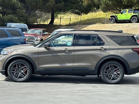 New 2026 Ford Explorer ST w/ Sun And Sound Package AWD/4WD image 7