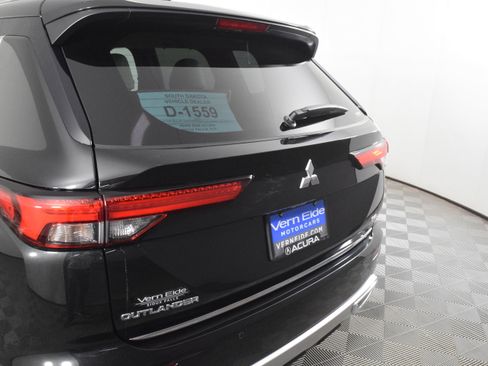 Used 2024 Mitsubishi Outlander SEL image 15