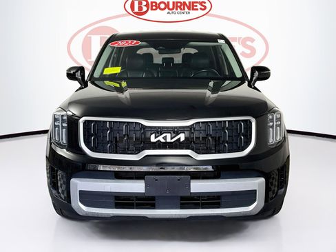 Used 2023 Kia Telluride LX AWD/4WD image 4
