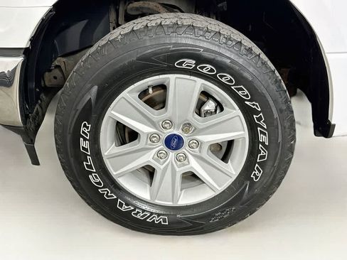Certified 2020 Ford F150 XLT w/ Heavy-Duty Payload Package AWD/4WD image 8