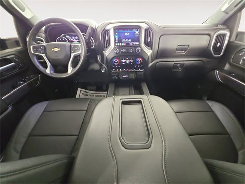 Used 2022 Chevrolet Silverado 2500 LTZ image 10