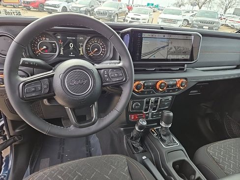 Used 2025 Jeep Gladiator Mojave w/ Safety Group image 46