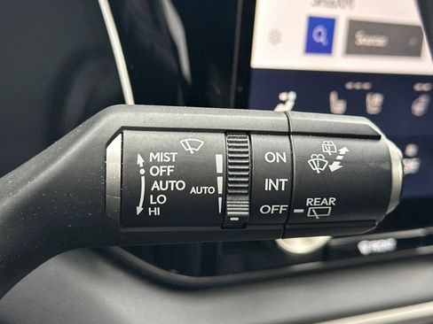 Certified 2023 Lexus RX 500h F Sport image 33