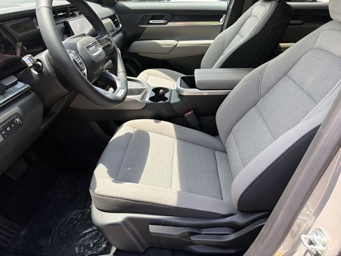 New 2026 GMC Terrain Elevation FWD image 10