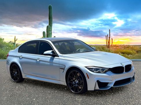 Used 2018 BMW M3 RWD image 7