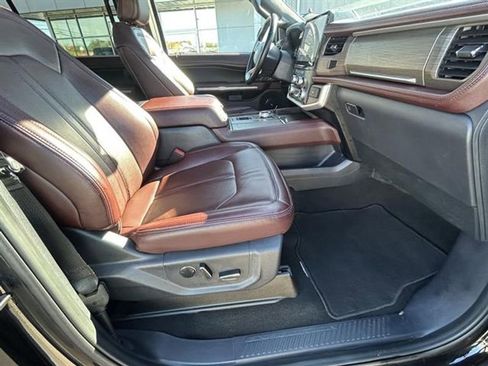 Used 2024 Ford Expedition Max Limited image 20