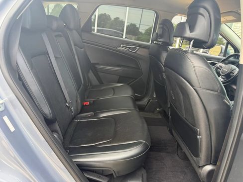 Used 2023 Kia Sportage EX FWD image 16