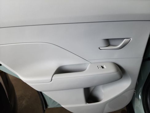 Used 2025 Hyundai Kona SEL FWD image 36