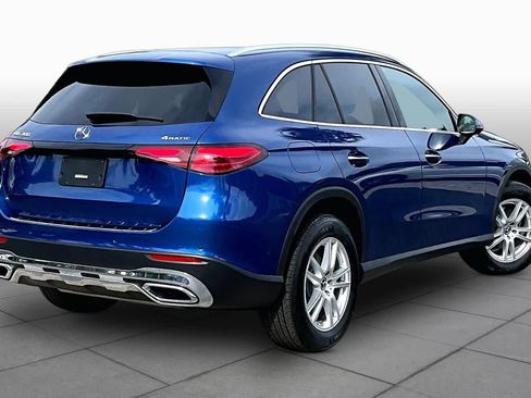 Used 2025 Mercedes-Benz GLC 300 4MATIC image 13