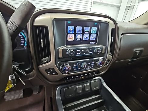 Used 2018 GMC Sierra 1500 Denali w/ Denali Ultimate Package image 12