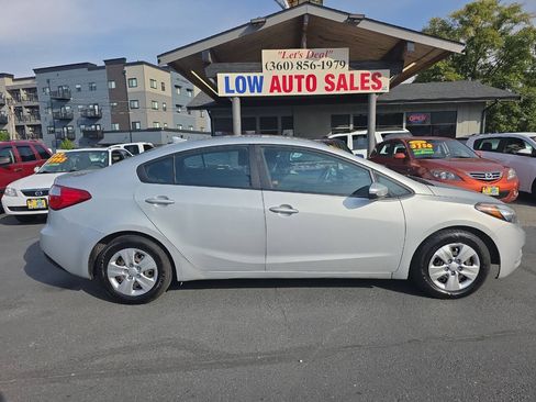 Used 2016 Kia Forte LX FWD image 3