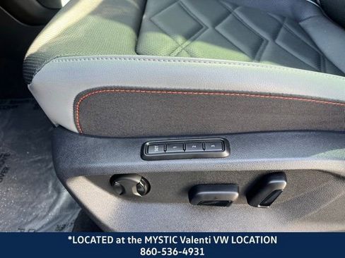 Used 2024 Volkswagen Atlas Peak Edition SEL image 36