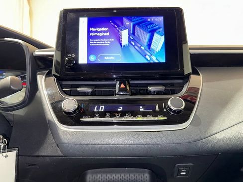Certified 2025 Toyota Corolla LE FWD image 17