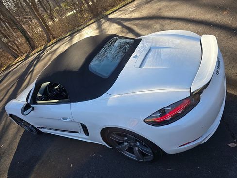 Used 2023 Porsche 718 Boxster image 54