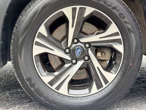 Certified 2024 Subaru Crosstrek 2.0i Premium AWD/4WD image 14