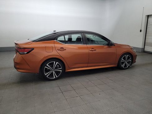 Used 2021 Nissan Sentra SR w/ SR Premium Package FWD image 10