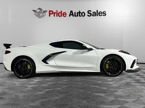 Used 2023 Chevrolet Corvette Stingray Premium Cpe w/ Z51 Performance Package RWD image 5