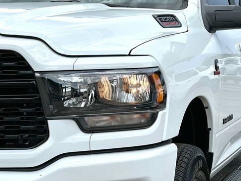 Used 2024 RAM 3500 Big Horn w/ Night Edition AWD/4WD image 16