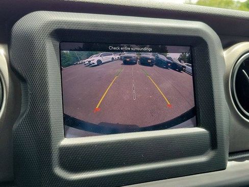 Certified 2020 Jeep Wrangler Sport image 16