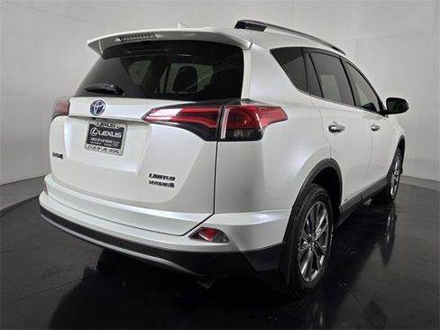 Used 2018 Toyota RAV4 Limited w/ Advanced Technology Package image 6