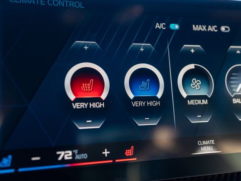 Used 2024 BMW M4 image 42