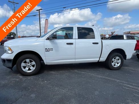 Used 2023 RAM 1500 Classic SLT w/ Trailer & Traction Group AWD/4WD image 4