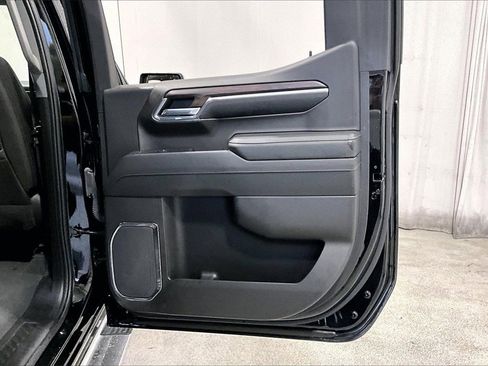 Used 2024 GMC Sierra 1500 SLT image 23