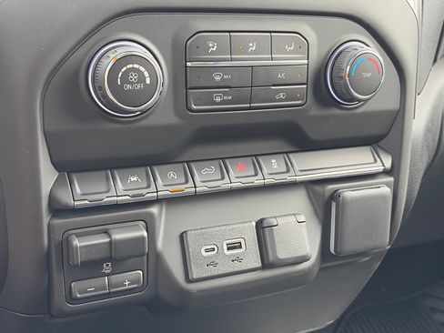 New 2026 Chevrolet Silverado 1500 Custom AWD/4WD image 19
