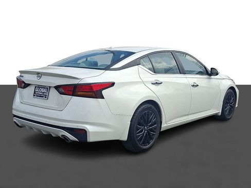 Used 2025 Nissan Altima 2.5 SV w/ SV Special Edition Package FWD image 7