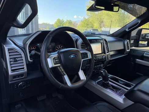 Used 2016 Ford F150 Lariat w/ Equipment Group 502A Luxury AWD/4WD image 35