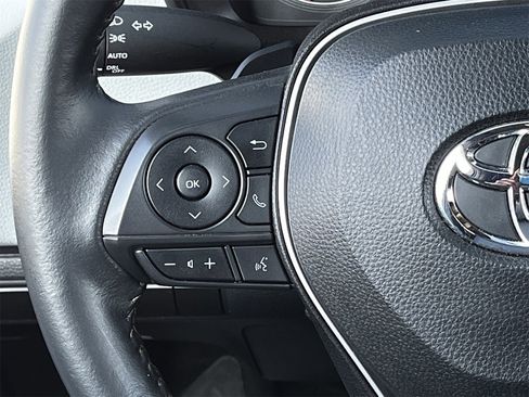 Used 2022 Toyota Corolla SE image 12