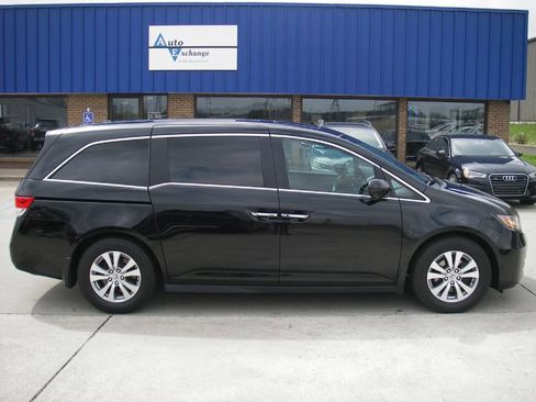 Used 2017 Honda Odyssey EX-L image 4