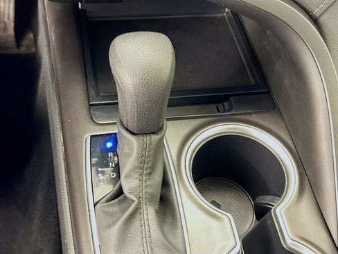 Used 2024 Toyota Camry LE FWD image 25