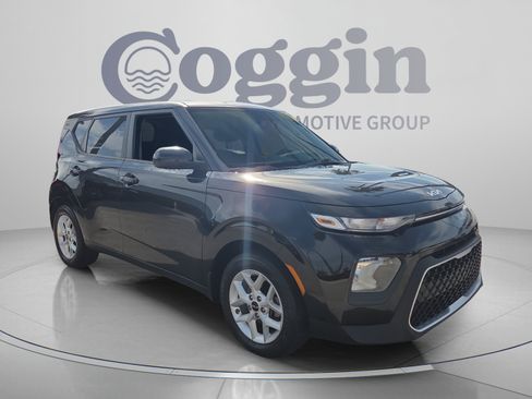 Used 2022 Kia Soul S FWD image 7