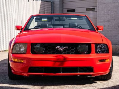 Used 2006 Ford Mustang GT Premium RWD image 15