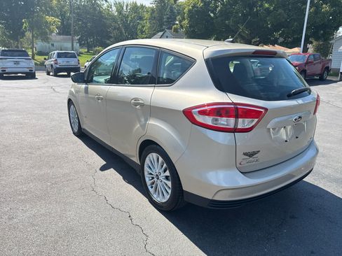 Used 2017 Ford C-MAX SE image 5