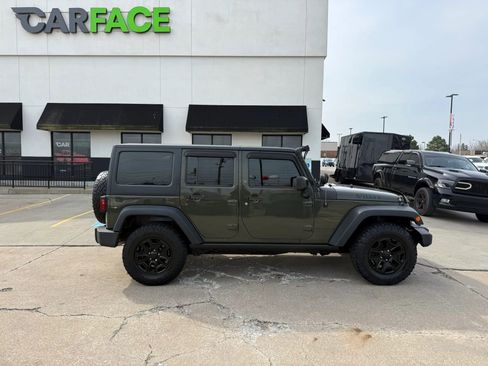Used 2015 Jeep Wrangler Unlimited Sport image 17