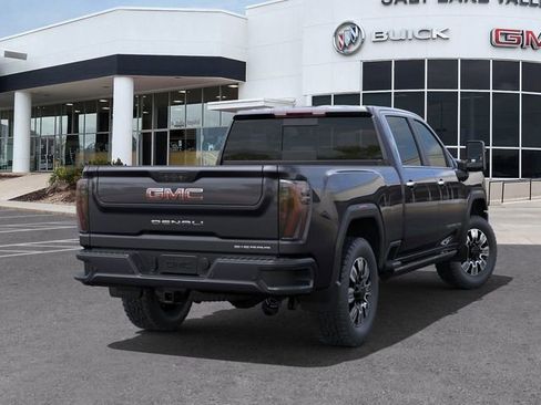 New 2025 GMC Sierra 3500 Denali w/ Denali Reserve Package image 4