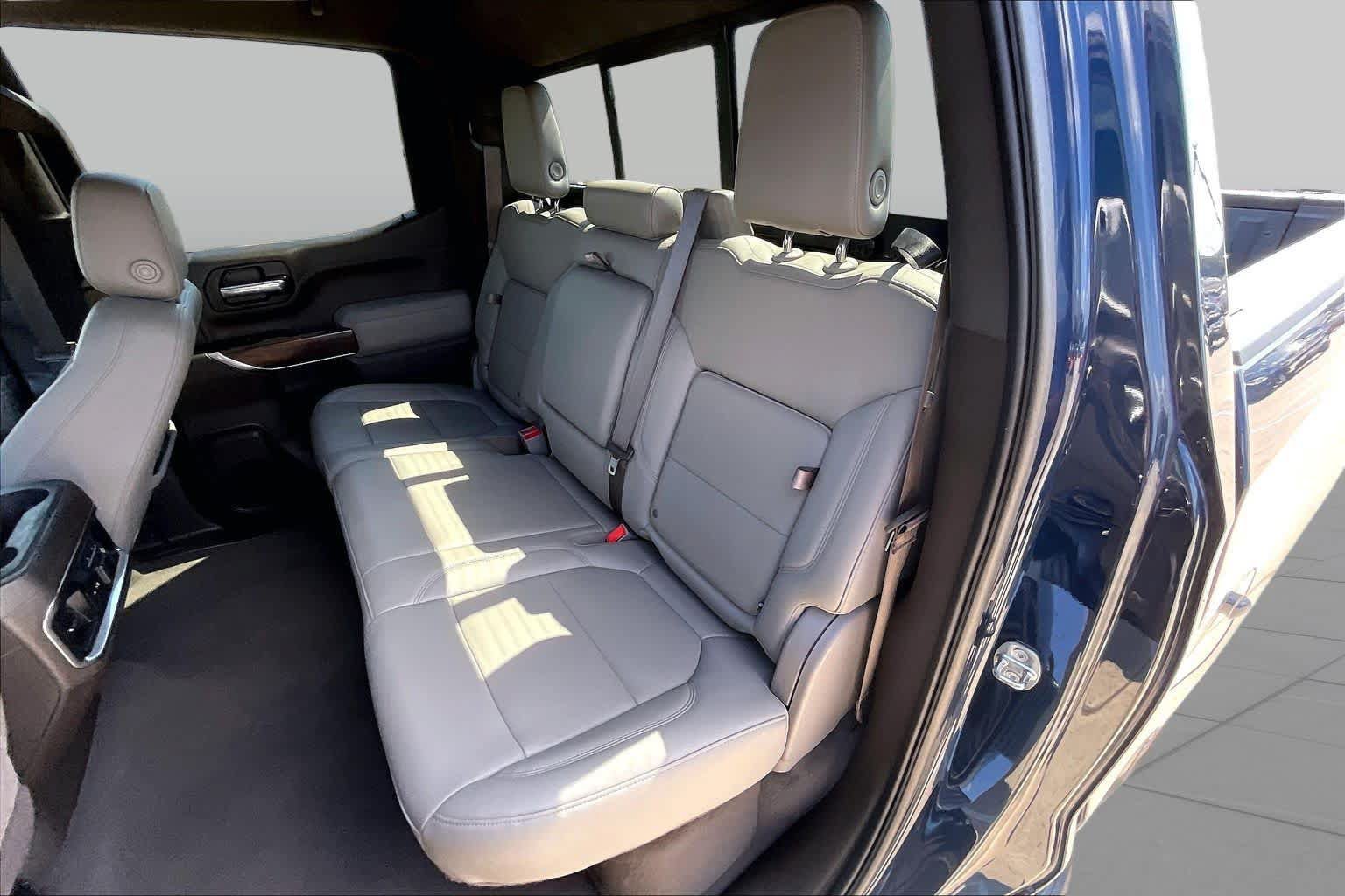 Used 2019 GMC Sierra 1500 SLT RWD image 19